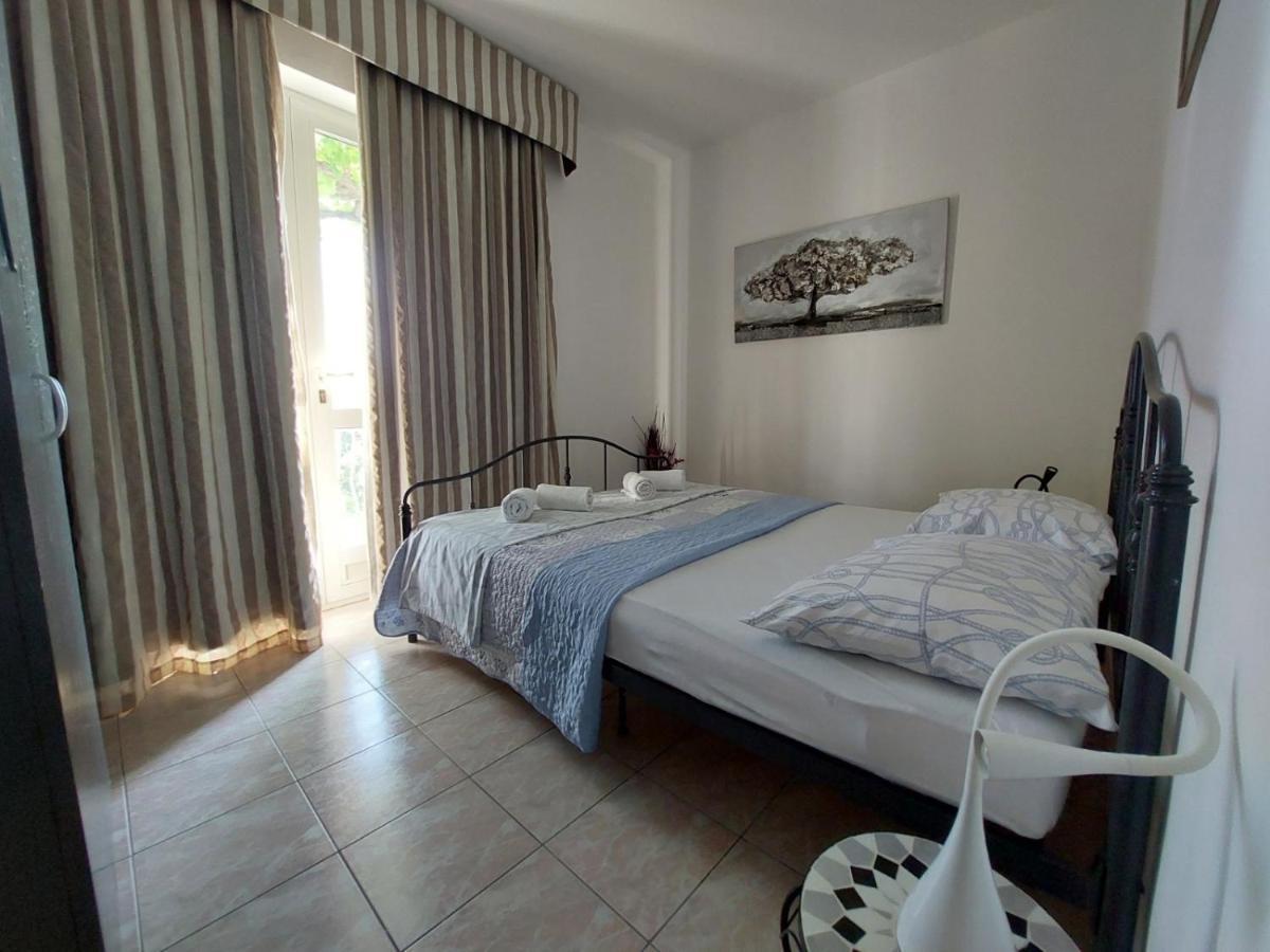 Apartments With A Parking Space Plat, Dubrovnik - 4776 Mlini Exterior foto