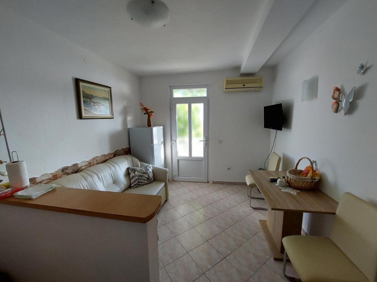 Apartments With A Parking Space Plat, Dubrovnik - 4776 Mlini Exterior foto